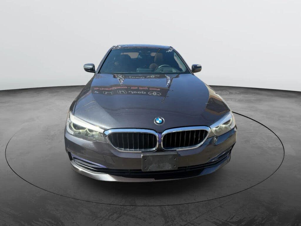 Vehicle view 9