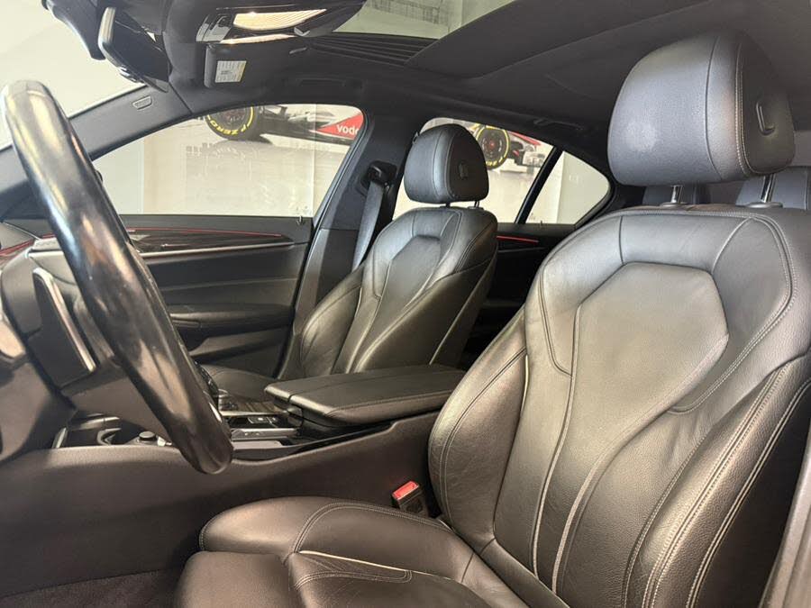 Vehicle view 9