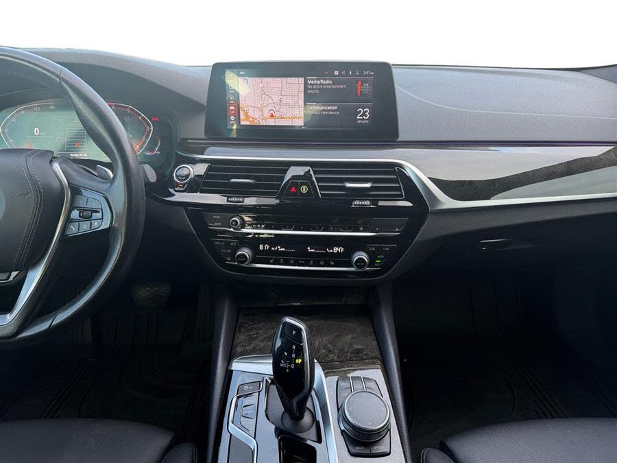 Vehicle view 15