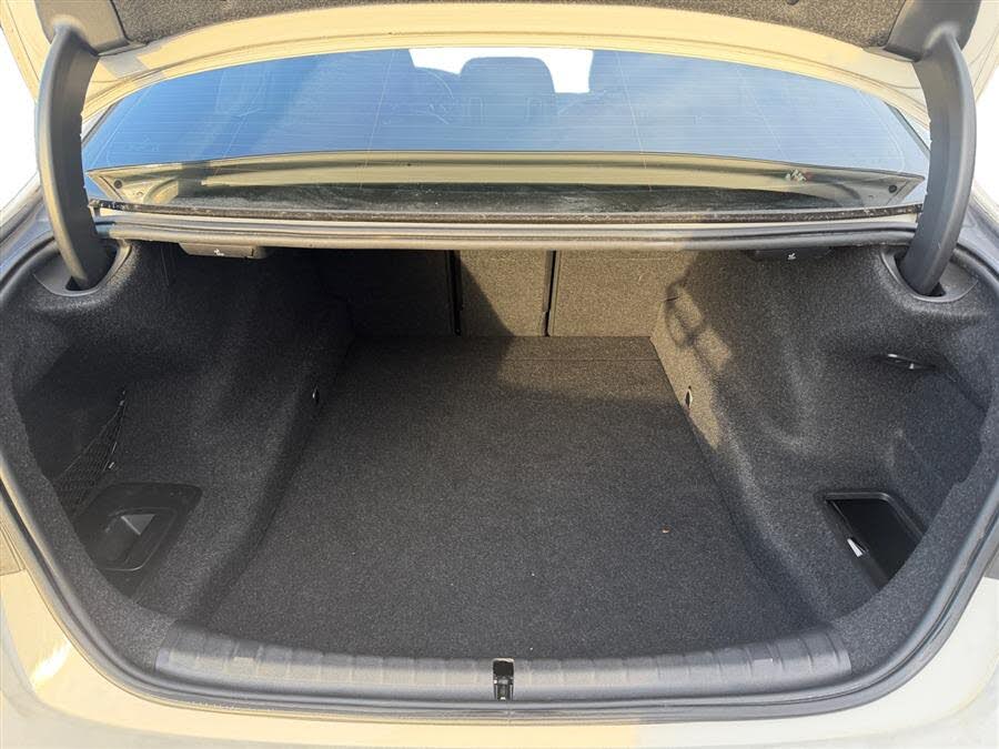 Vehicle view 19