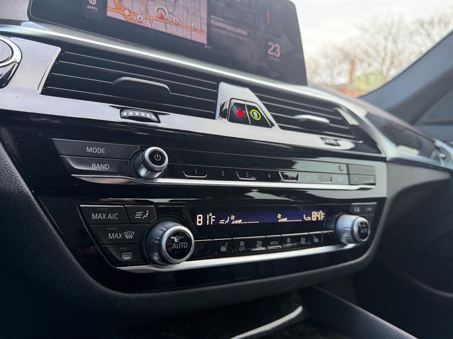 Vehicle view 21