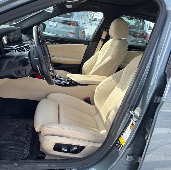 Vehicle view 13