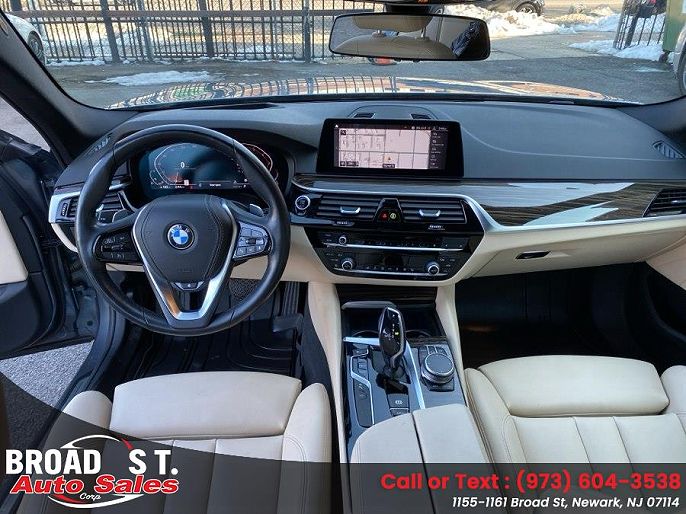 Vehicle view 57