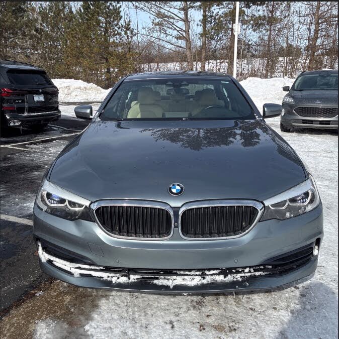 Vehicle view 8