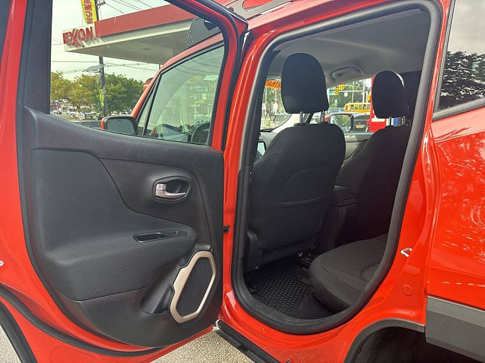 Vehicle view 12