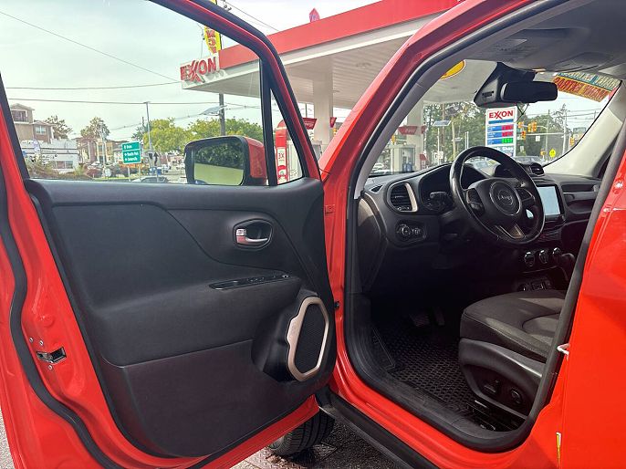 Vehicle view 35