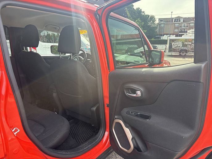 Vehicle view 8