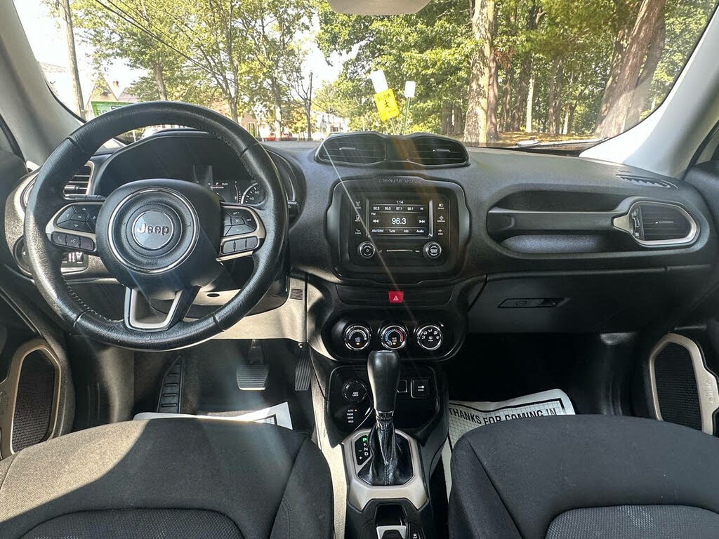 Vehicle view 15