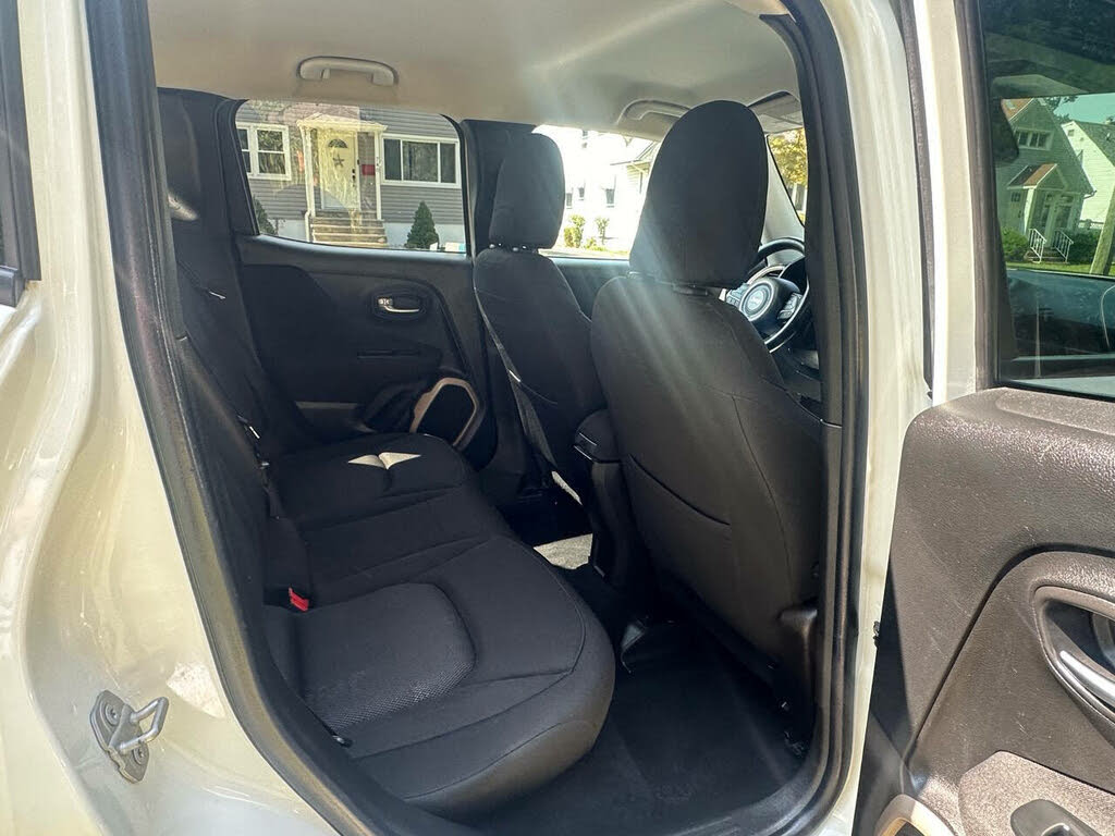 Vehicle view 19