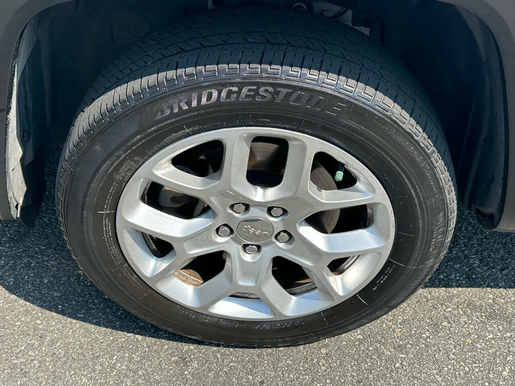 Vehicle view 32