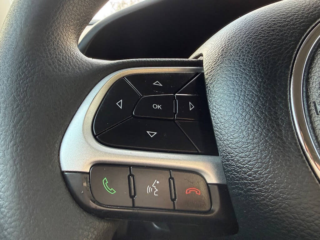 Vehicle view 19