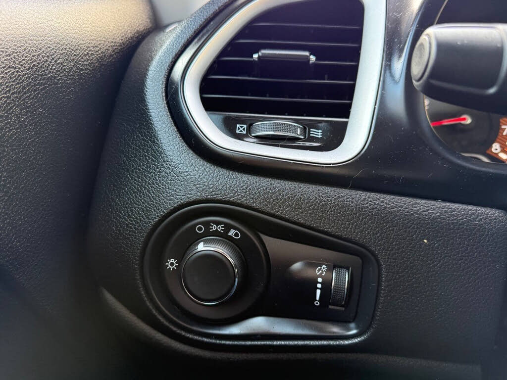 Vehicle view 21