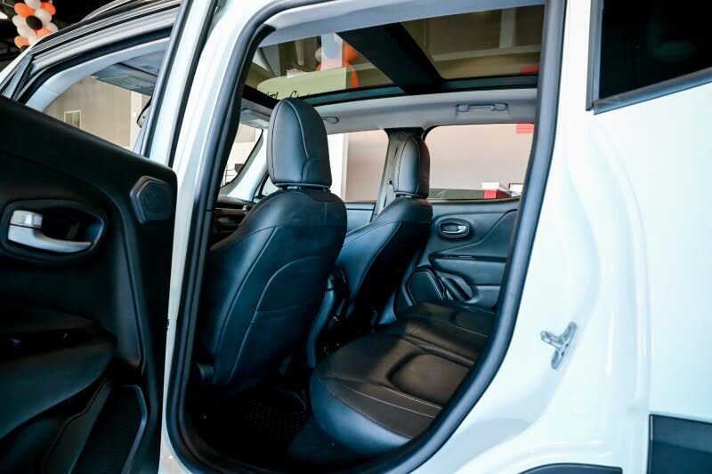Vehicle view 16