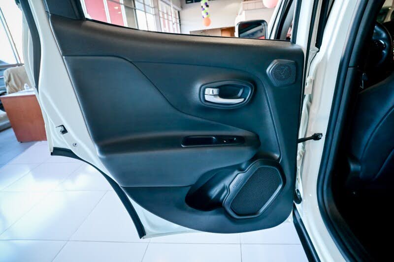 Vehicle view 18