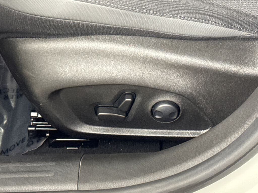 Vehicle view 18