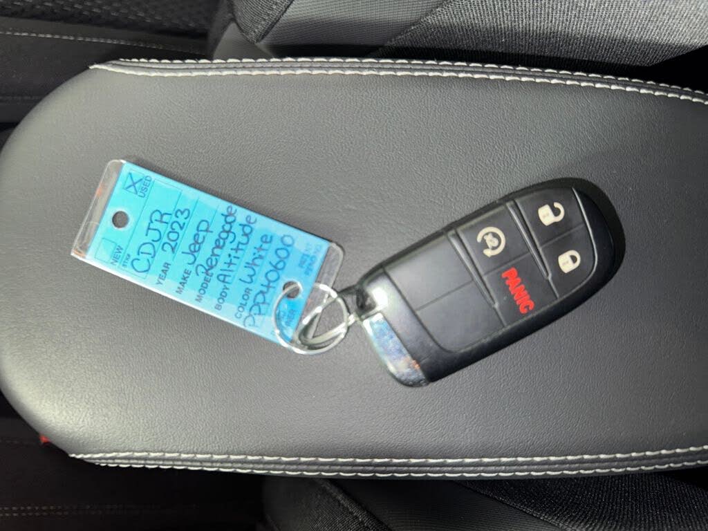 Vehicle view 33