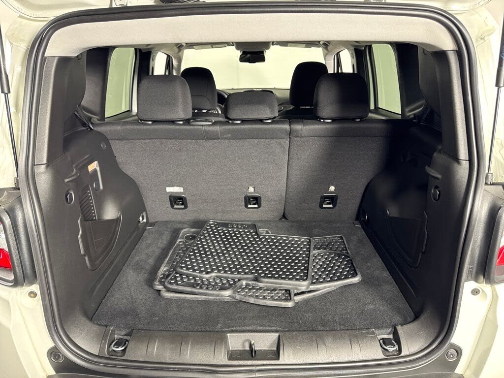Vehicle view 39