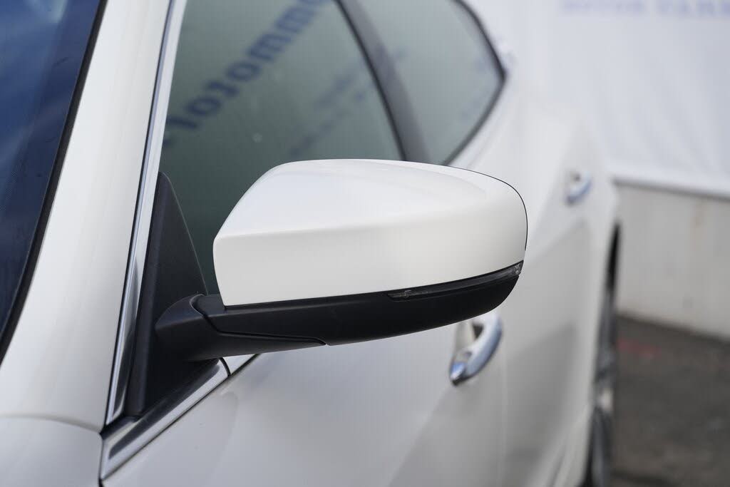 Vehicle view 10