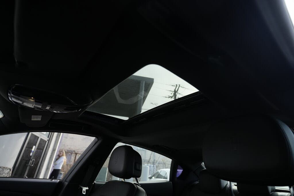 Vehicle view 18