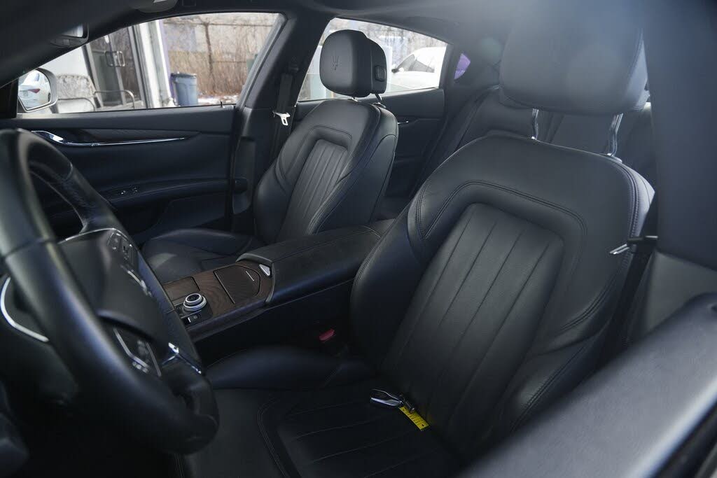 Vehicle view 19
