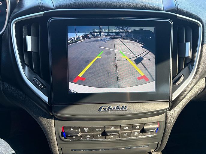 Vehicle view 25