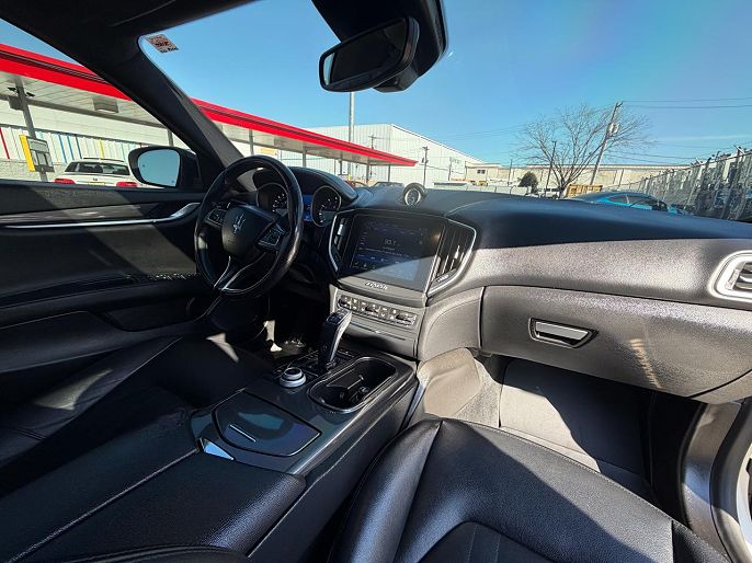 Vehicle view 31