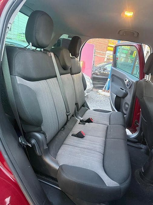 Vehicle view 23